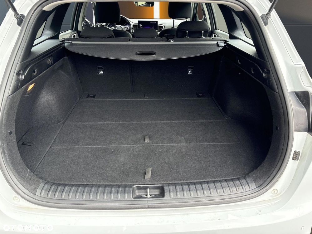 Kia Ceed 1.5 T-GDI M - 17
