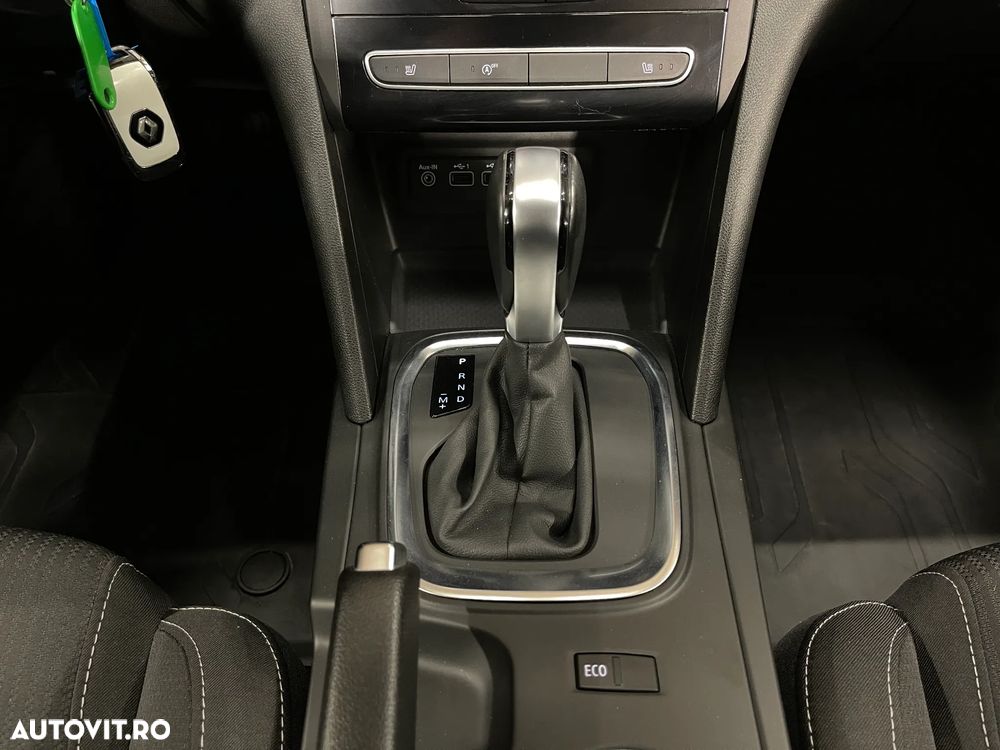 Renault Megane TCe EDC Zen - 19