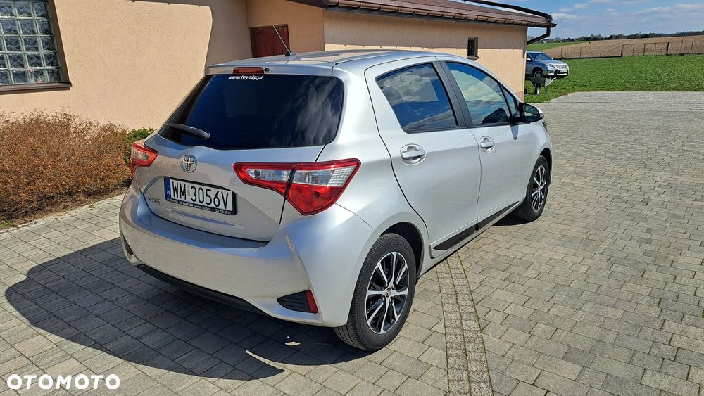 Toyota Yaris 1.5 Premium - 7