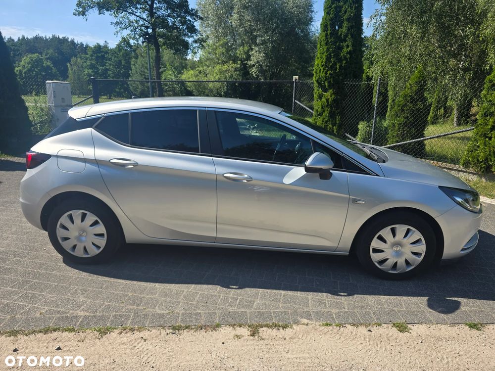 Opel Astra 1.6 CDTI Essentia S&S - 6