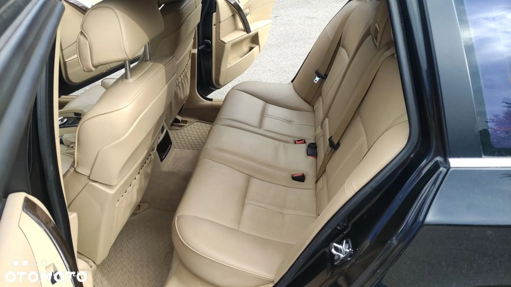 BMW Seria 5 - 16