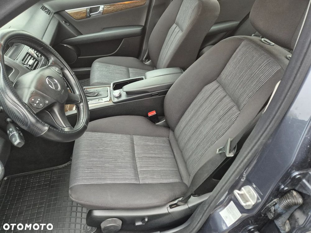 Mercedes-Benz Klasa C - 13