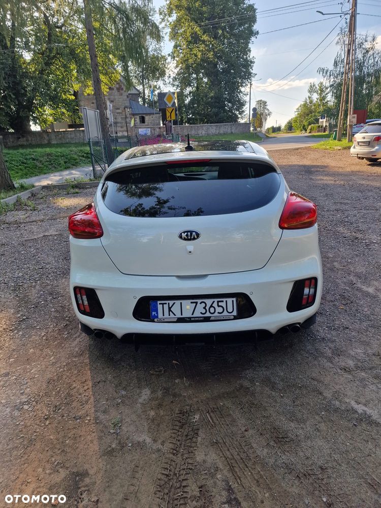 Kia ProCeed 1.6 T-GDI GT L - 12