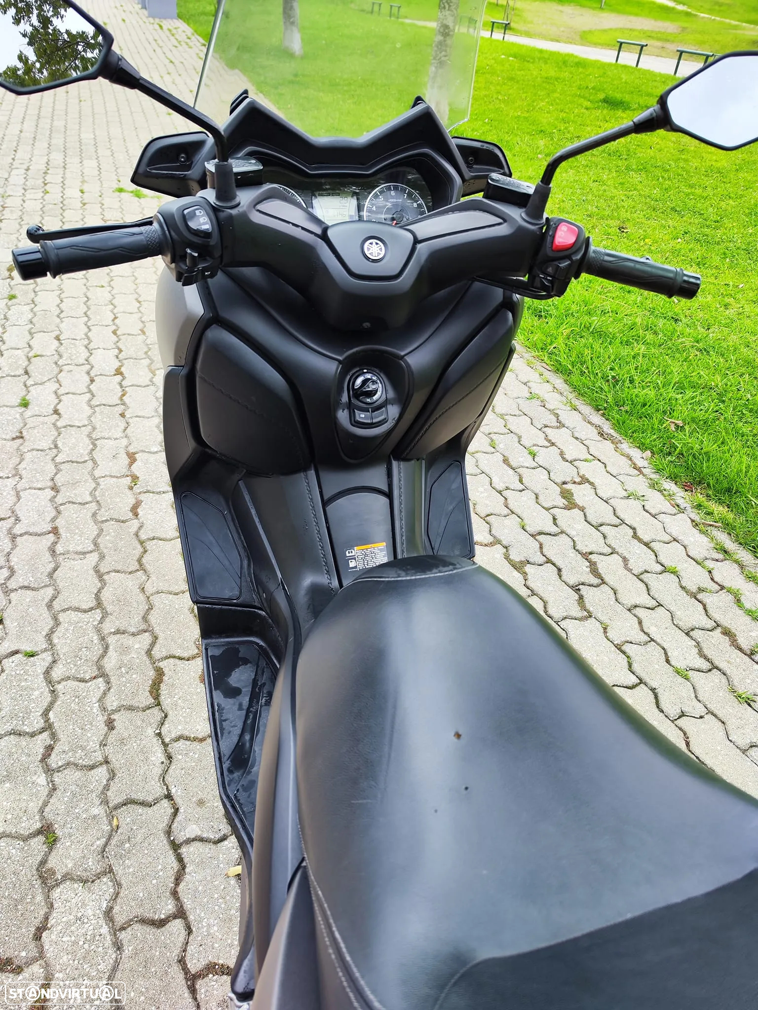 Yamaha X-Max 300 Abs - 3