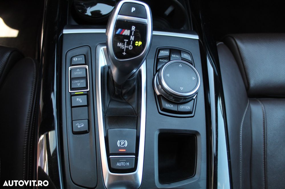 BMW X5 M M50d - 36
