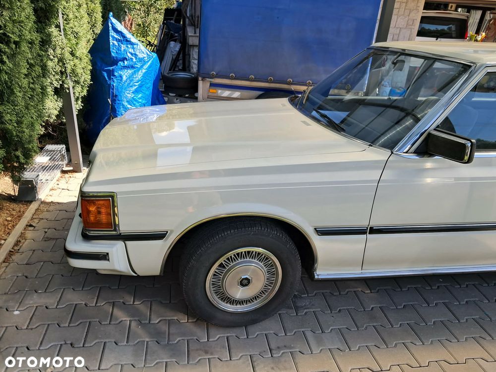 Toyota Crown - 6