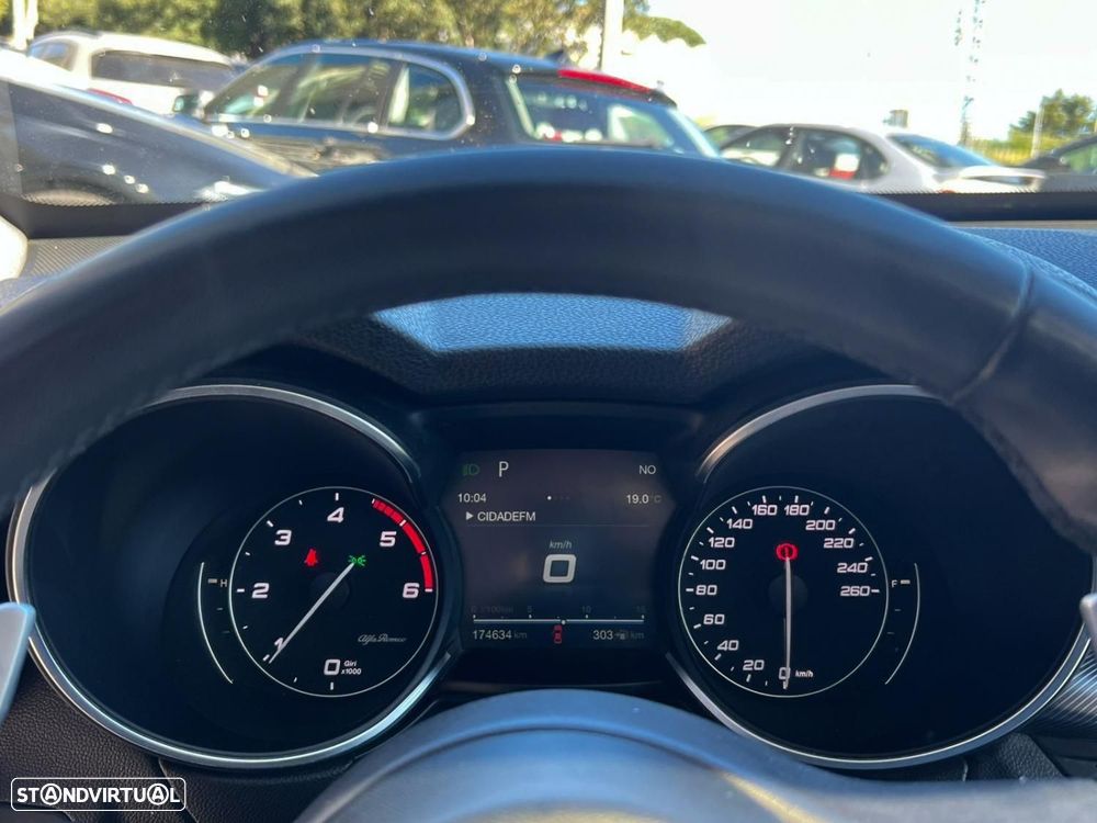 Alfa Romeo Stelvio 2.2 D Super AT8 Q4 - 7