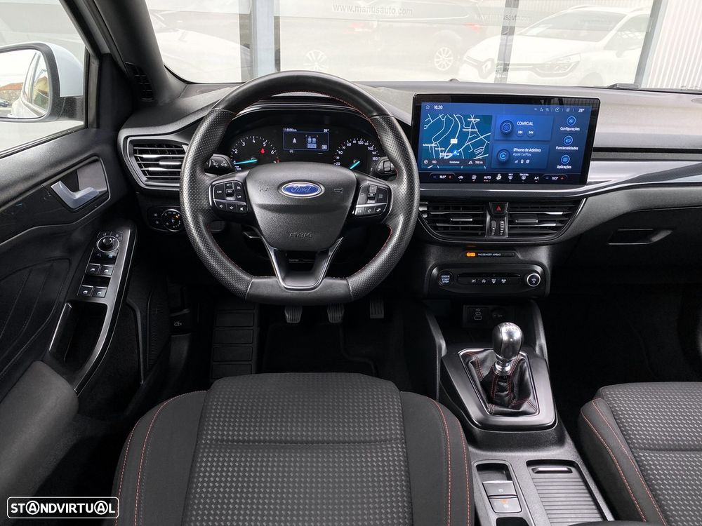 Ford Focus 1.0 EcoBoost MHEV ST-Line - 4