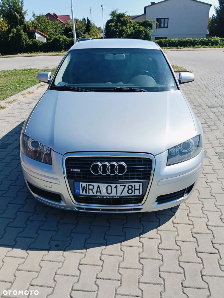 Audi A3 Sportback - 1