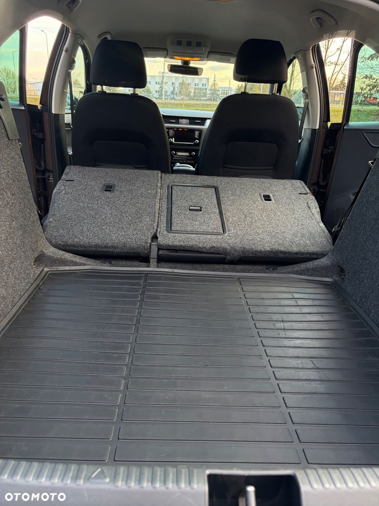 Skoda RAPID 1.2 TSI Ambition - 13