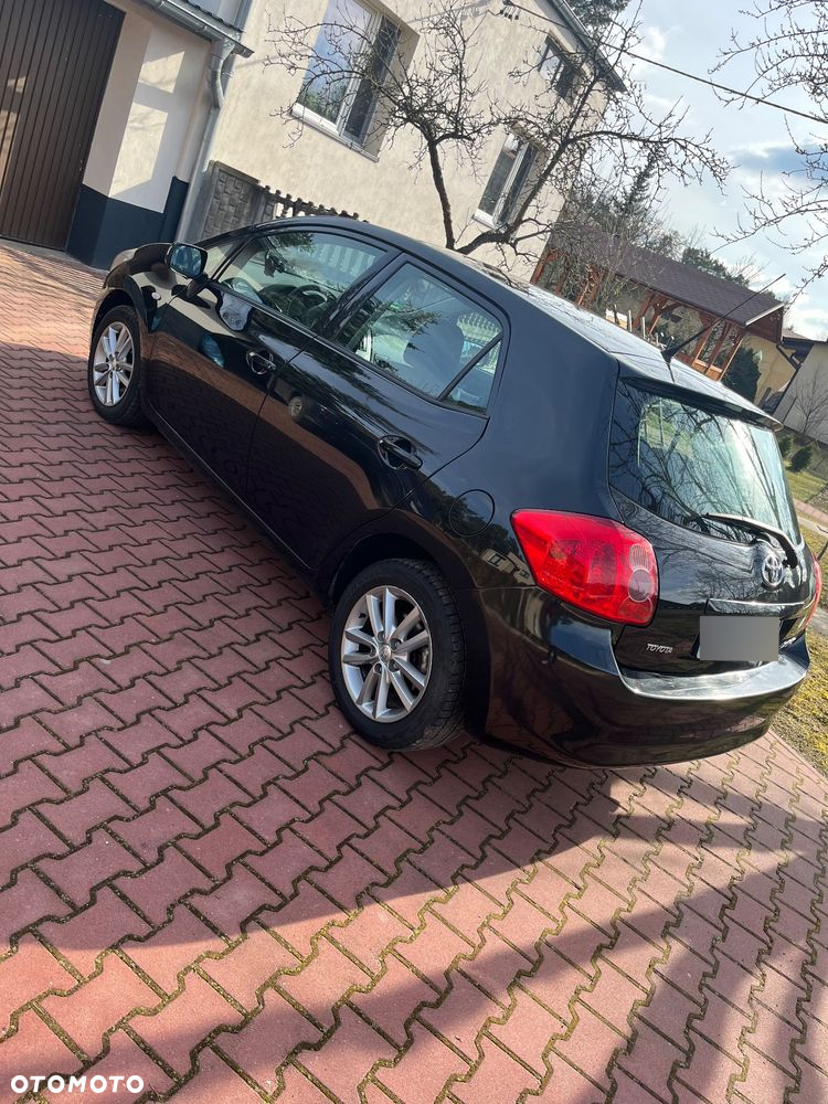 Toyota Auris - 5