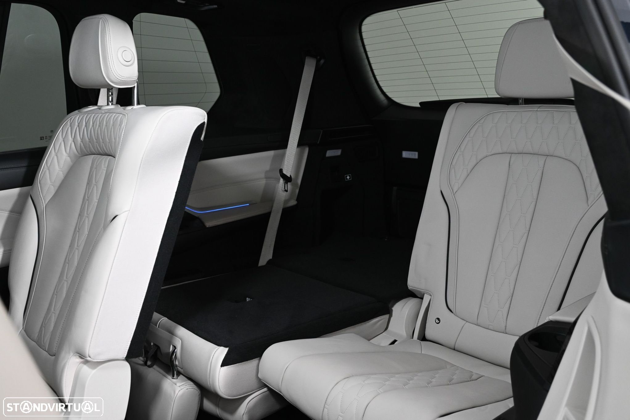 BMW X7 M50i - 25