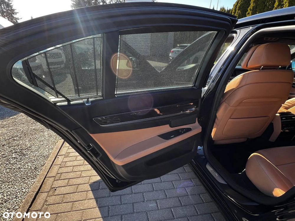 BMW Seria 7 730d - 18