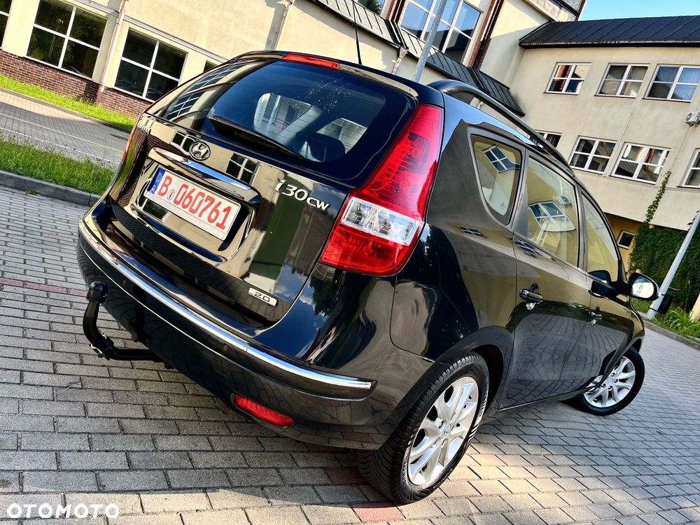 Hyundai i30 i30cw 2.0 Style - 4
