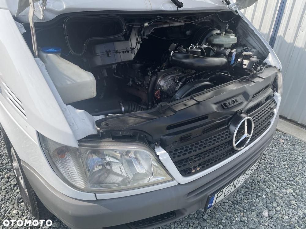Mercedes-Benz Sprinter - 8