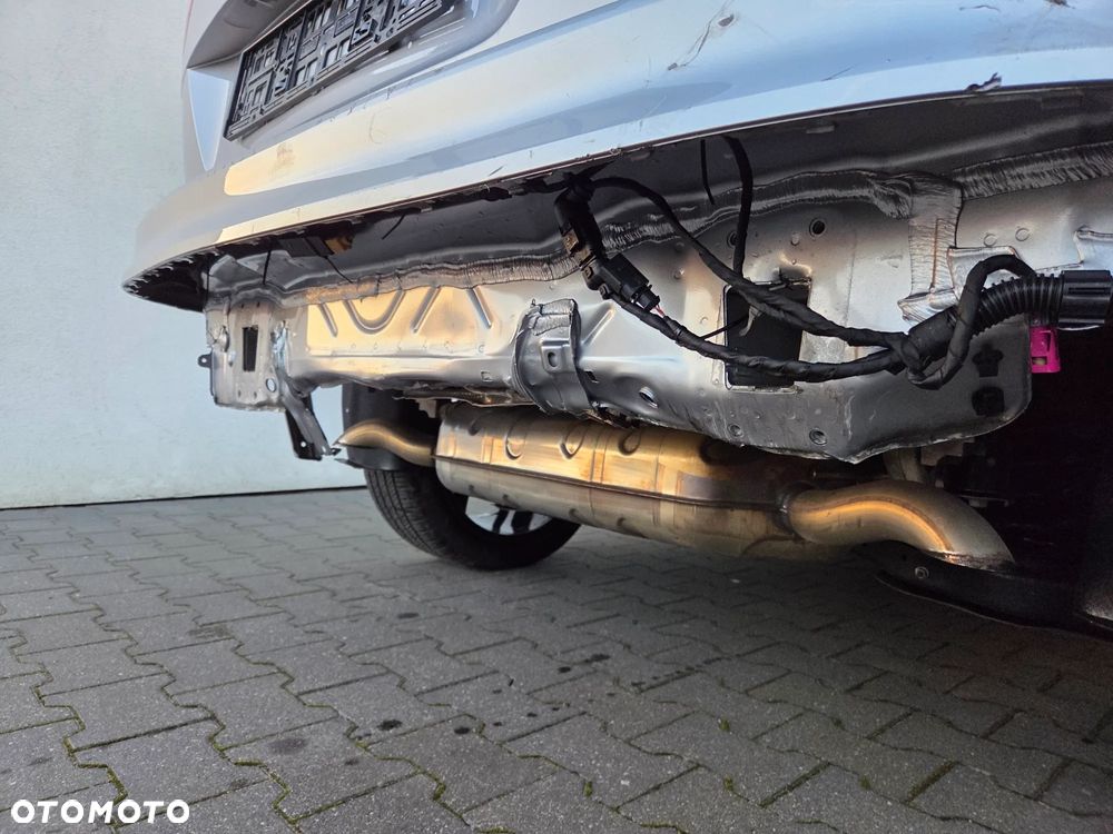 Volkswagen Tiguan 2.0 TSI OPF 4MOTION DSG R-Line - 21