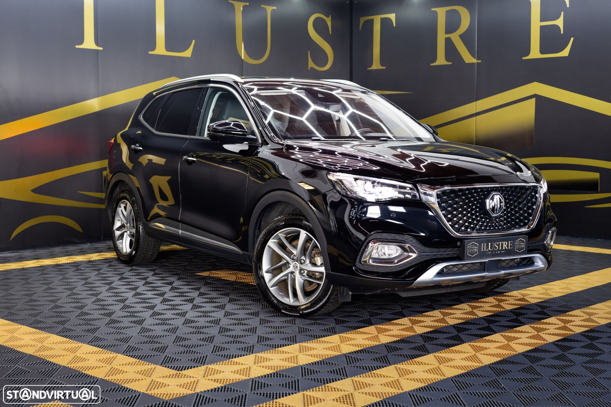 MG EHS 1.5T-GDI PHEV Luxury - 2