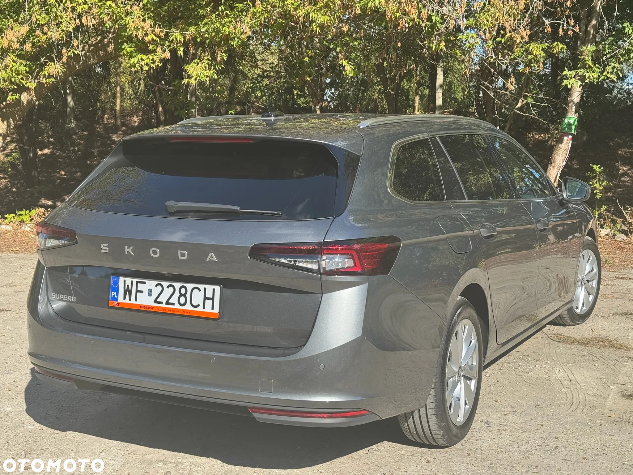 Skoda Superb 1.5 TSI mHEV Selection DSG - 3