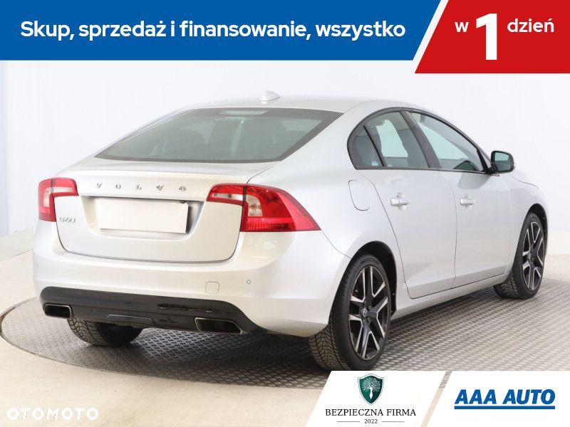 Volvo S60 - 7