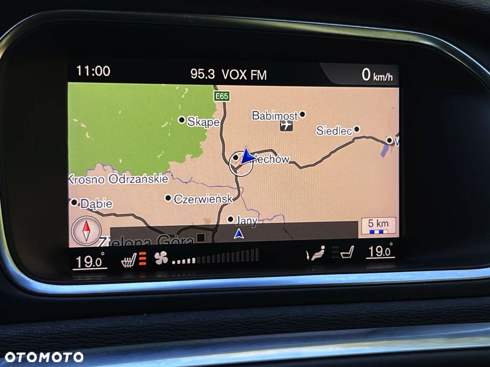 Volvo V40 Cross Country T3 Momentum - 35