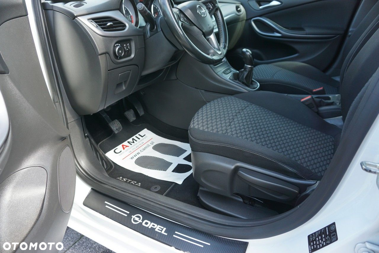 Opel Astra - 8