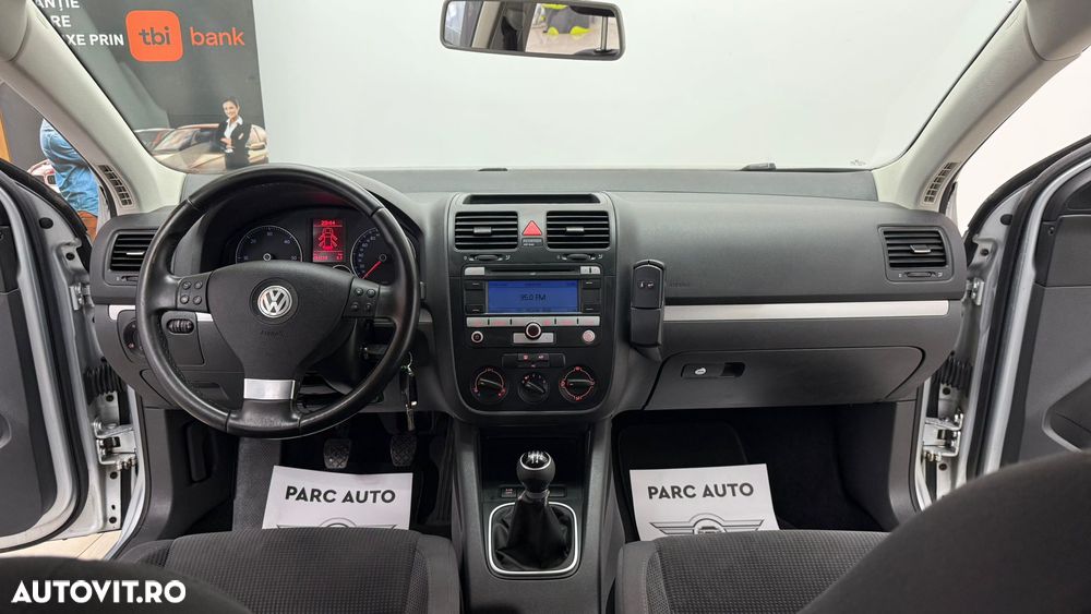 Volkswagen Golf 1.9 TDI Comfortline - 6