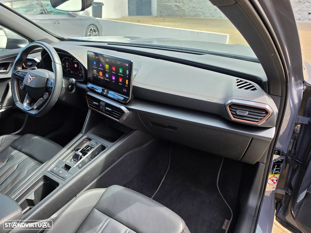 Cupra Formentor 1.4 e-Hybrid DSG VZ - 31