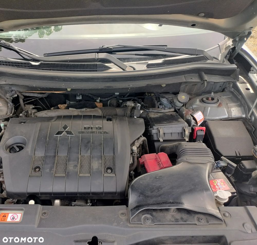 Mitsubishi Outlander 2.2 DI-D 4WD Instyle - 2