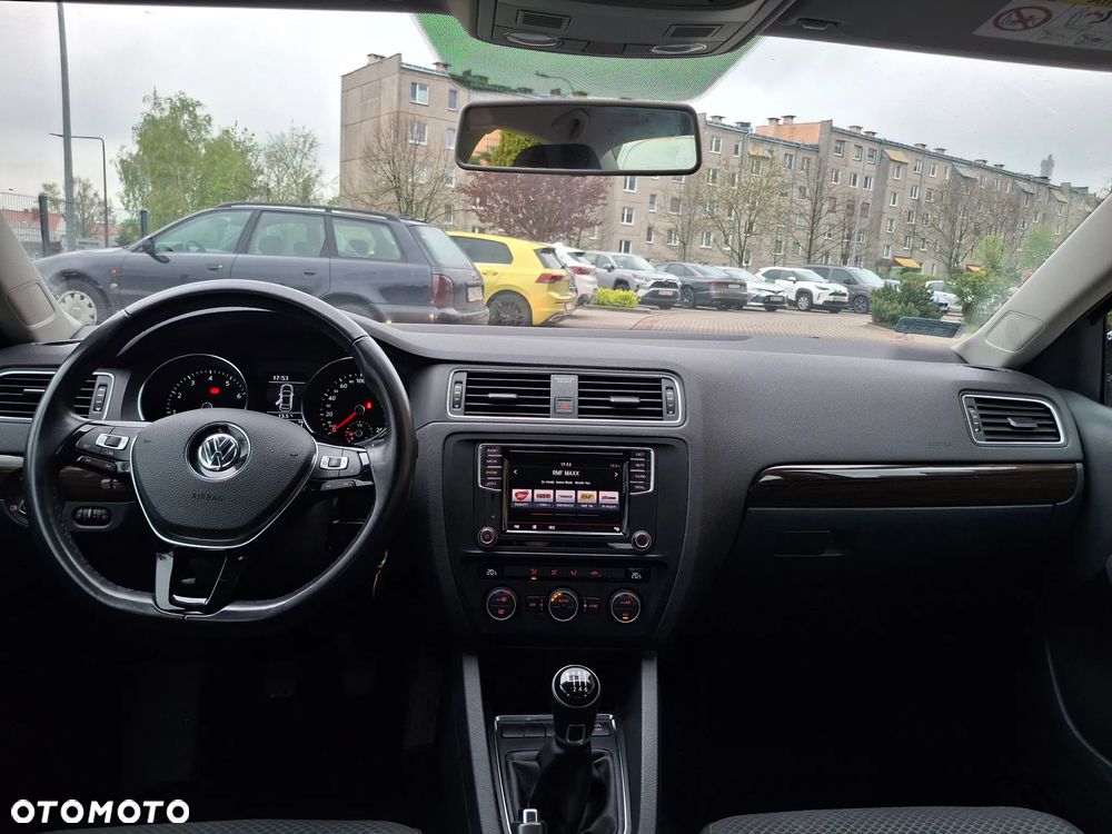 Volkswagen Jetta 1.4 TSI BMT Comfortline - 19