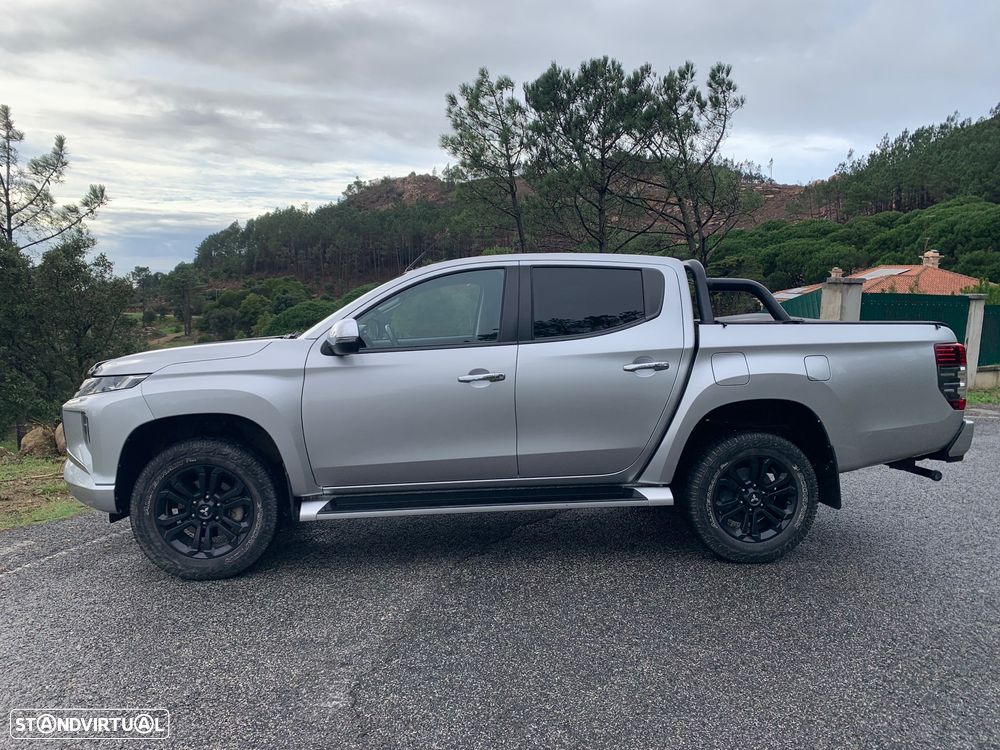 Mitsubishi L200 2.3 DI-D Strakar Space Cab Intense 4WD - 5