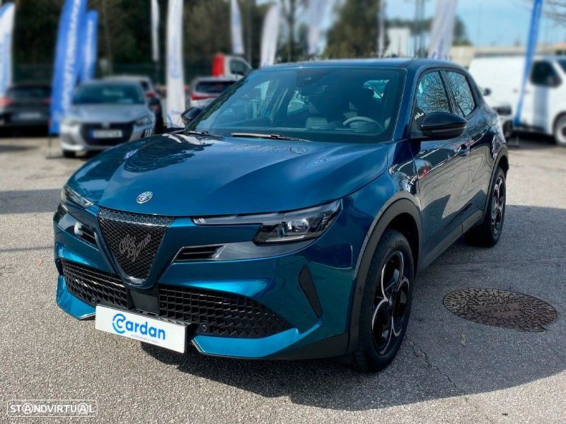 Alfa Romeo Junior 1.2 eDCT6 - 2