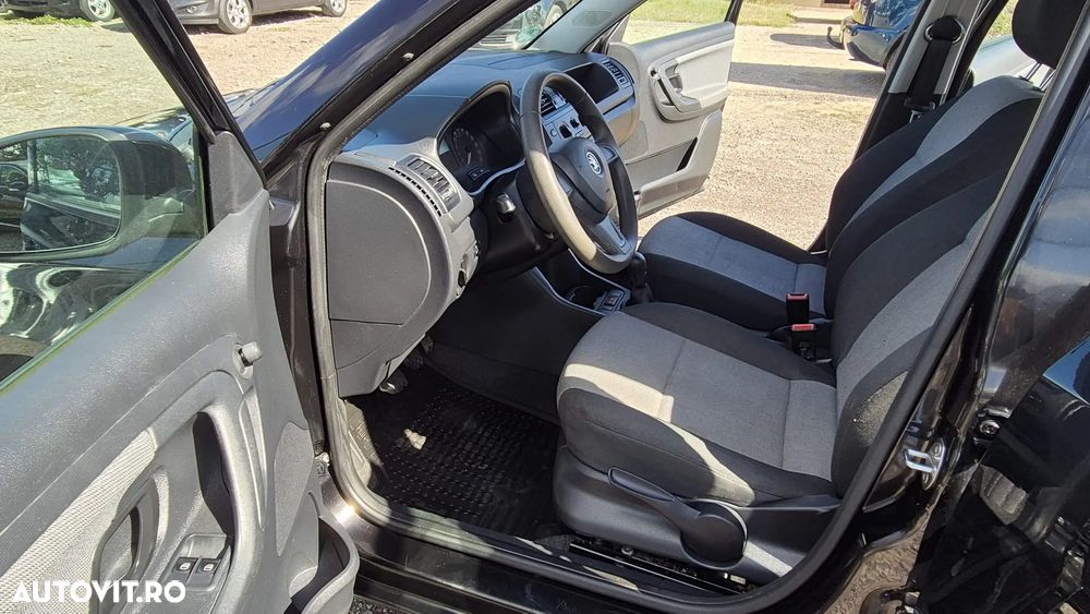 Skoda Fabia 1.2 HTP COOL EDITION - 7