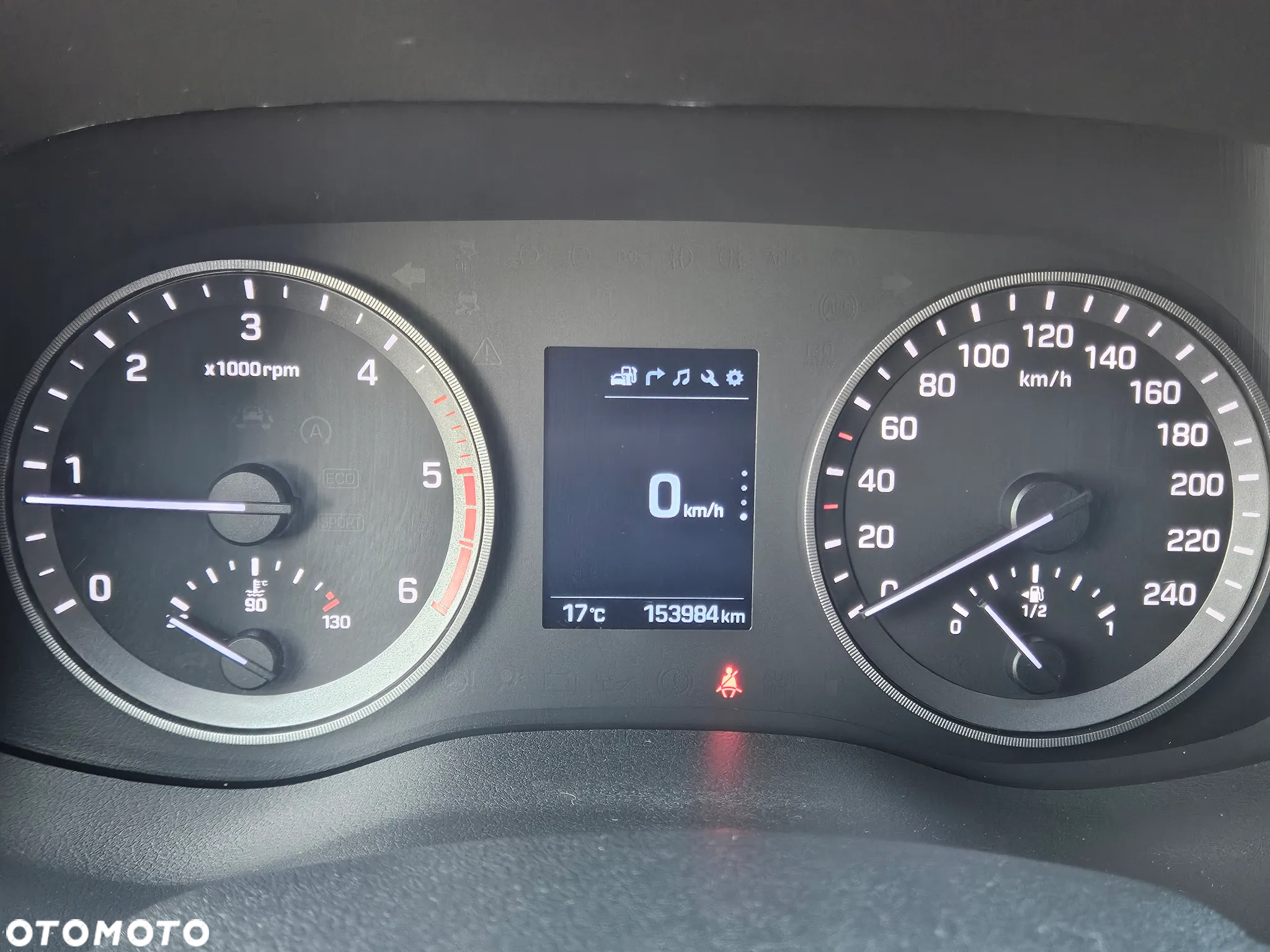 Hyundai Tucson - 8