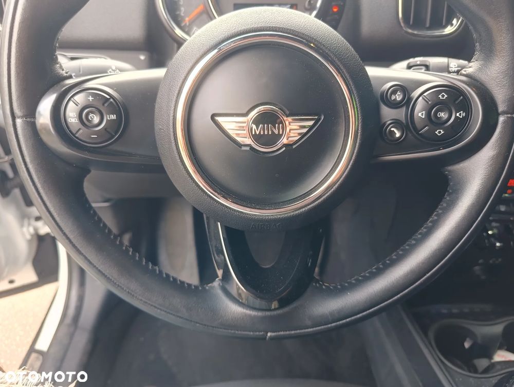 MINI Countryman Cooper D - 10