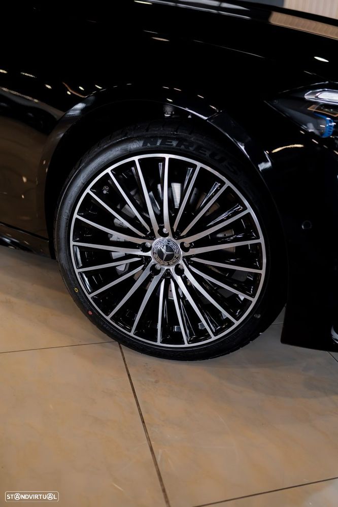 Mercedes-Benz C 300 e AMG Line - 6