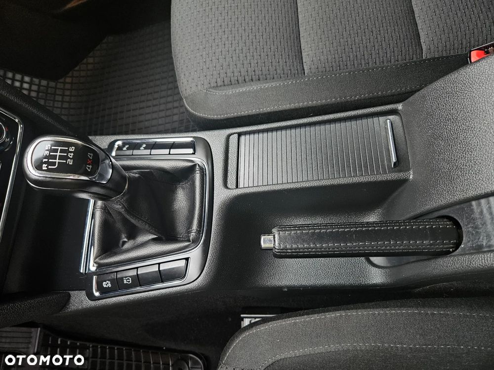 Skoda Superb 2.0 TDI 4x4 Elegance - 25