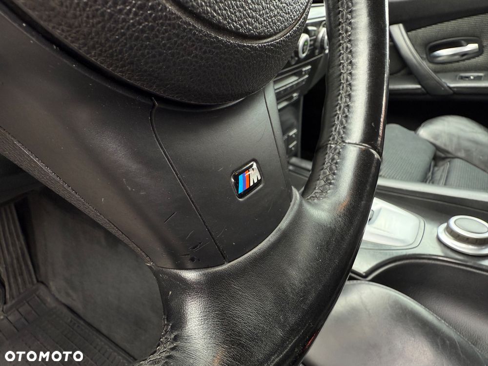 BMW Seria 5 530d Sport-Aut Edition Sport - 13