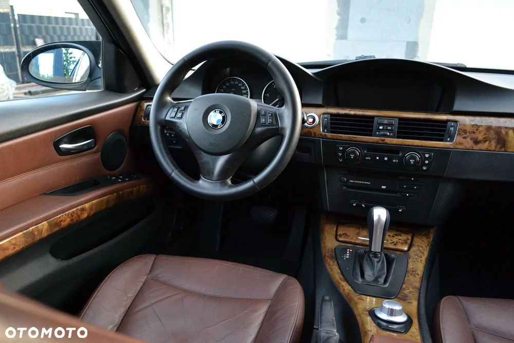 BMW Seria 3 320d DPF - 13