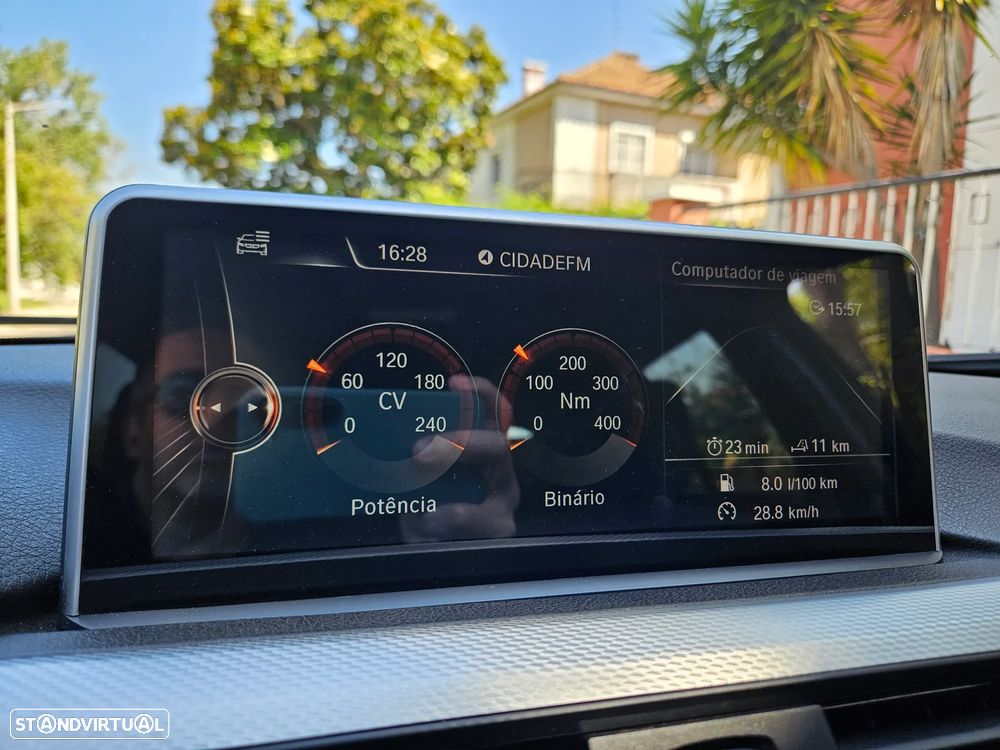 BMW 320 d Touring Auto Pack M - 21