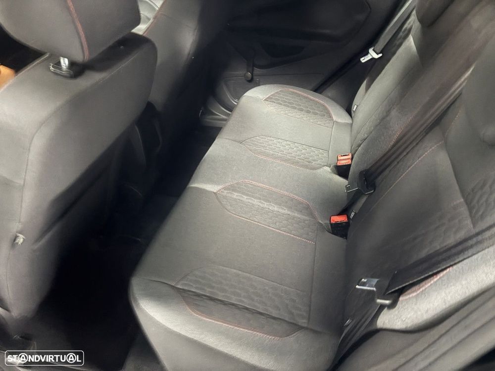 Ford Fiesta 1.5 TDCi Titanium - 15