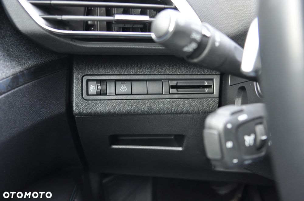 Peugeot 3008 1.2 PureTech Allure Pack S&S EAT8 - 20