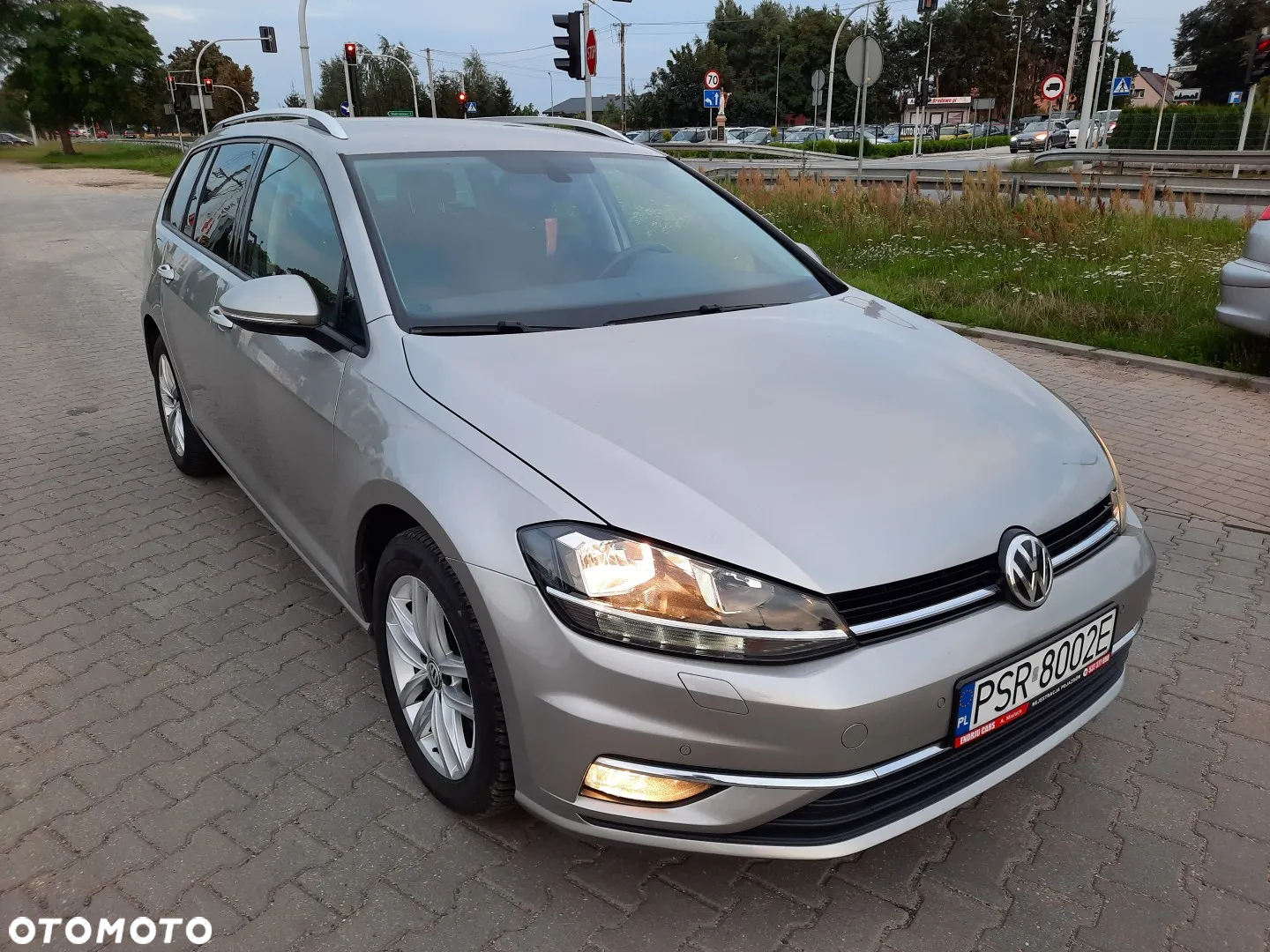 Volkswagen Golf Variant 1.6 TDI (BlueMotion Technology) Comfortline - 5