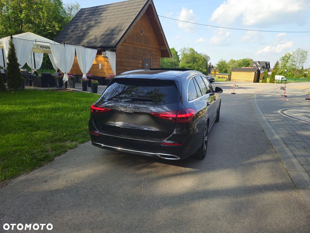 Mercedes-Benz Klasa C 220 d mHEV - 4