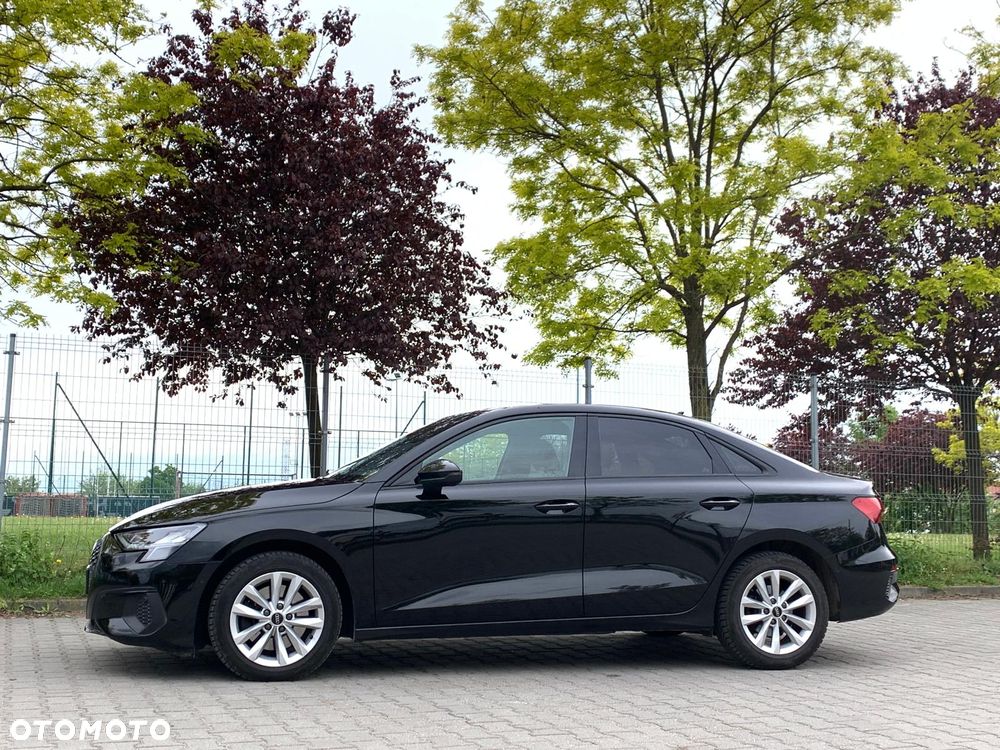 Audi A3 Limousine 35 TFSI Sport S tronic - 11
