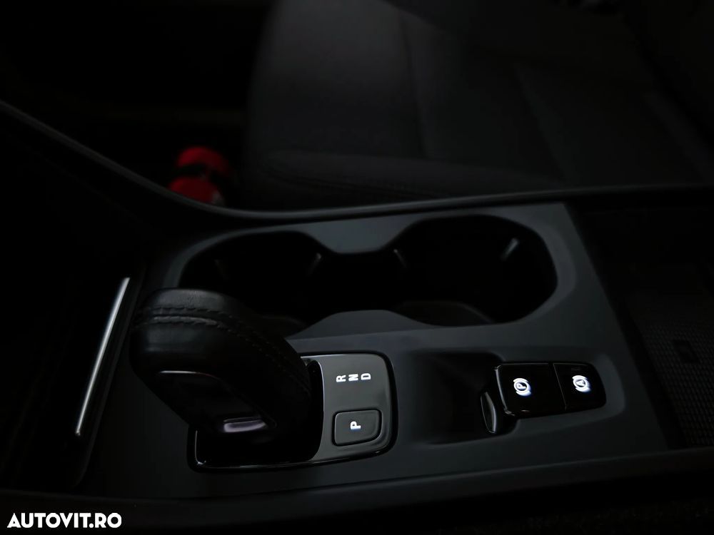 Volvo XC 40 T4 Recharge DKG Inscription - 16