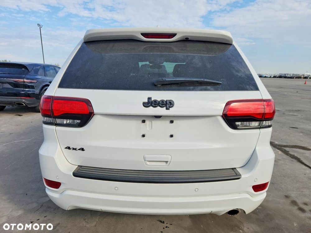 Jeep Grand Cherokee - 7