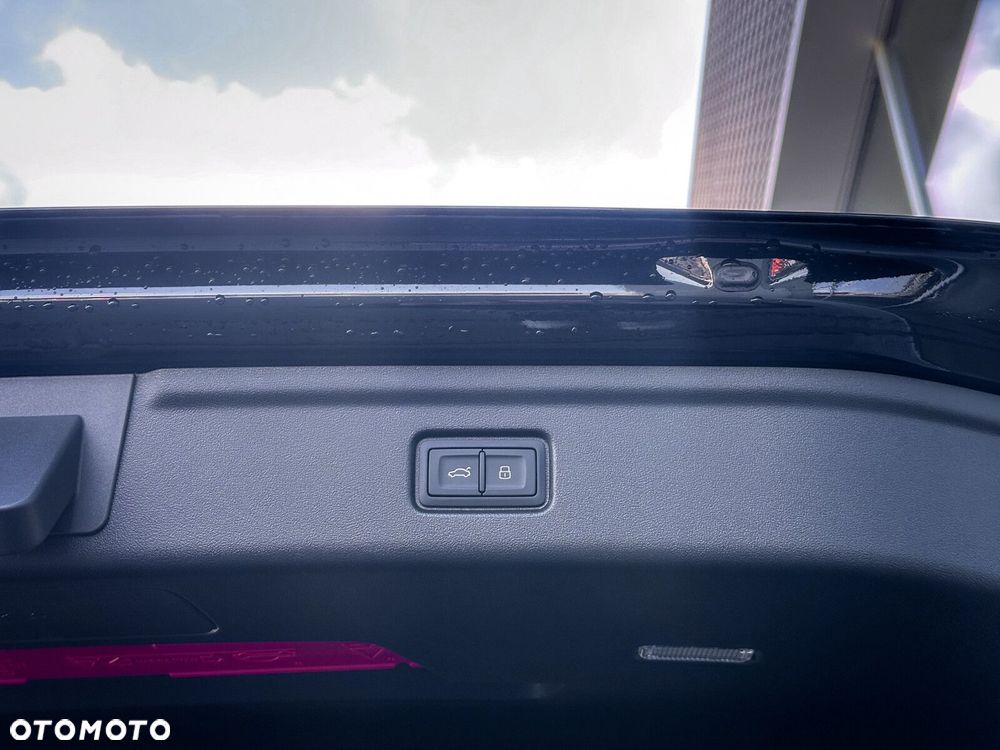 Audi A6 Sportback e-tron - 12