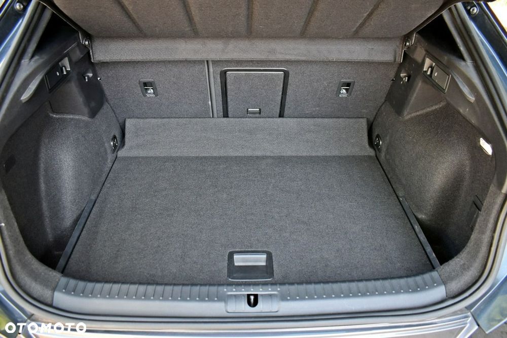 Cupra Formentor 1.5 TSI DSG - 32
