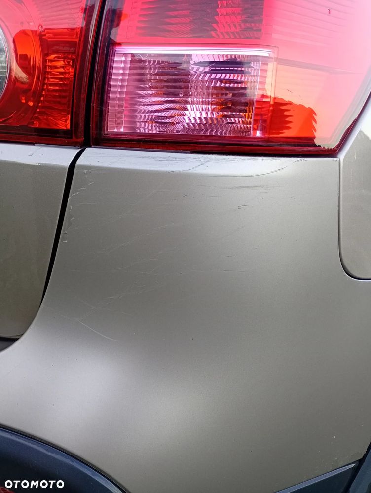 Nissan Qashqai 2.0 dCi 4 x 4 DPF 360 - 9