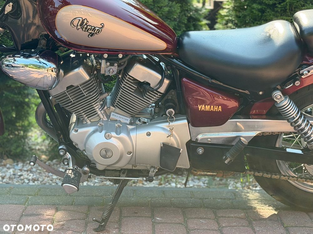 Yamaha XV - 16